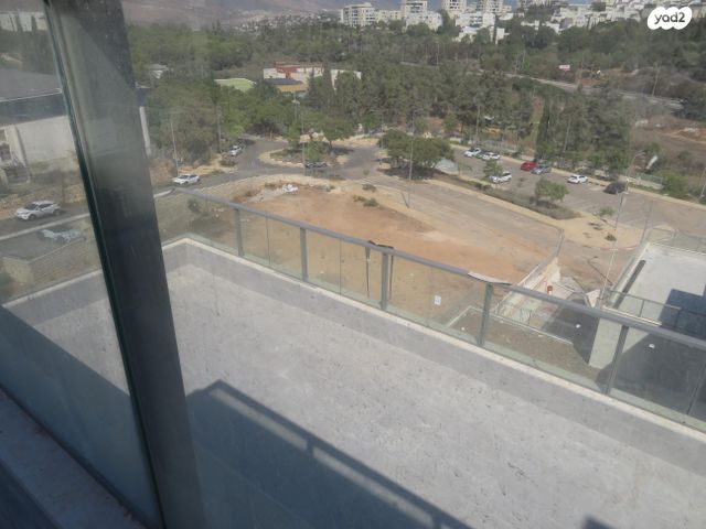 גג/ פנטהאוז, נחל שניר 7, רמת נבון . הר כרמי, כרמיאל