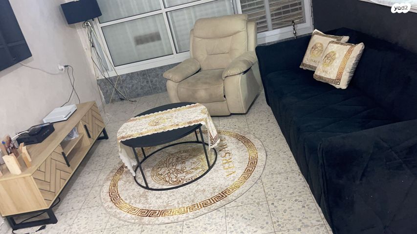 החשמונאים 18