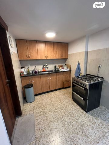 יחידת דיור, בשמת 74, שאר העיר, מיתר / כרמית