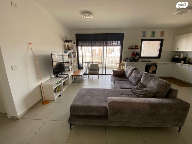 דליה רביקוביץ' 7