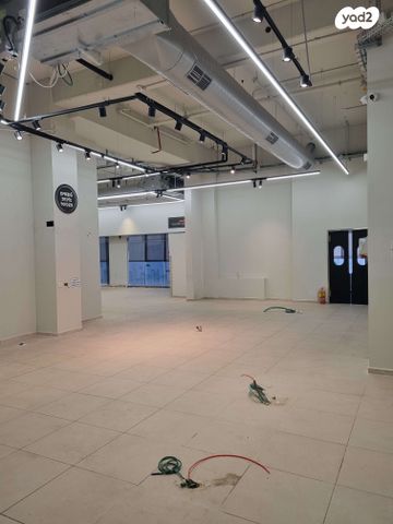 חנויות/ שטח מסחרי, ד"ר אלי תבין 9, המשתלה, תל אביב יפו