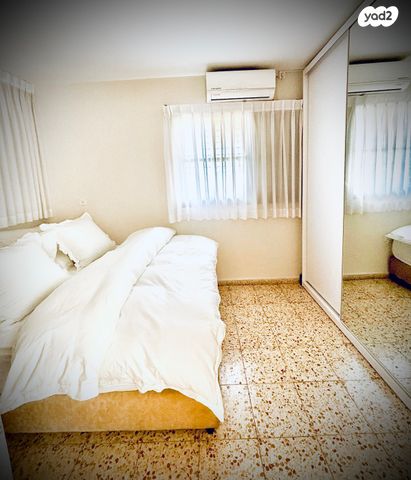 גג/ פנטהאוז, נהלל, נחלת יצחק, תל אביב יפו