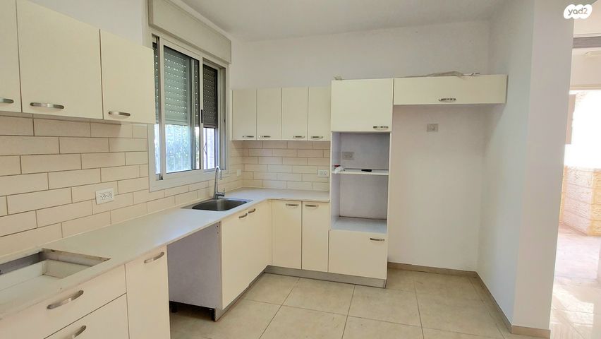 דירת גן, חסידה 27, הציפורים, מודיעין מכבים רעות