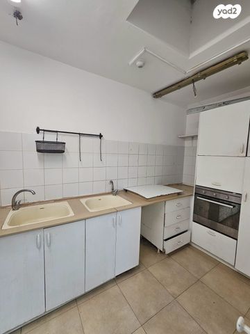 דירת גן, ז'בוטינסקי, גני אילן, קרית אונו