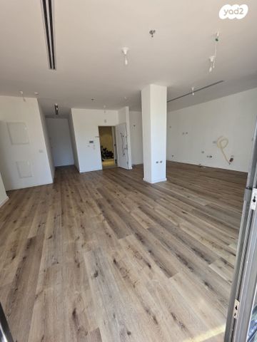 דירת גן, דרך בן צבי 91, קרית שלום, תל אביב יפו