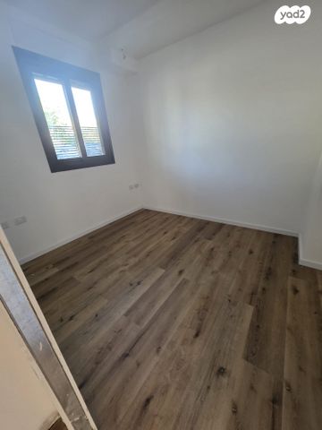 דירת גן, דרך בן צבי 91, קרית שלום, תל אביב יפו