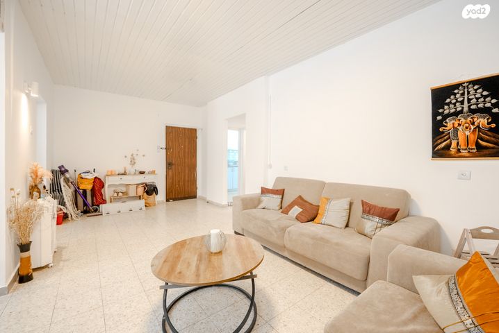 דירה, הפלמ"ח 25, הל"ה, גבעתיים