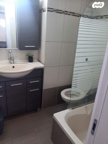 דירה, צוקרמן 10, נווה אליעזר וכפר שלם מזרח, תל אביב יפו