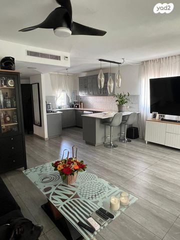 בית פרטי/ קוטג', גן יבנה