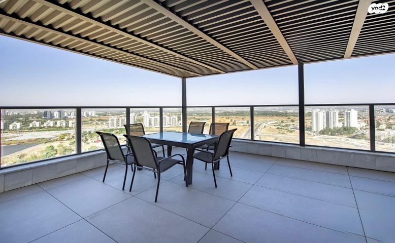 גג/ פנטהאוז, משה לוי, נאות שמיר, רמלה