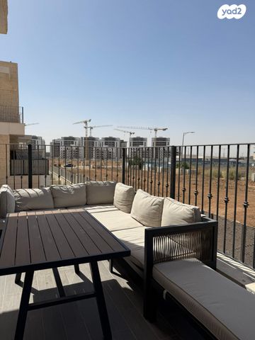 גג/ פנטהאוז, יהדות מקסיקו 1, רמת יורם, נתיבות