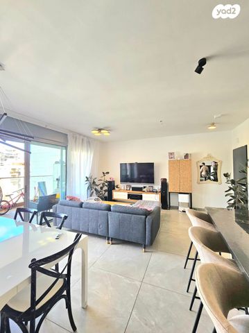 דרך לוי אשכול 107