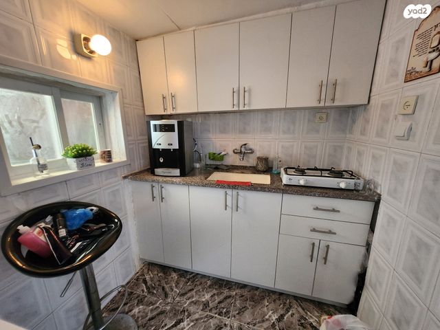 גג/ פנטהאוז, הפורצים, תל גיבורים, חולון