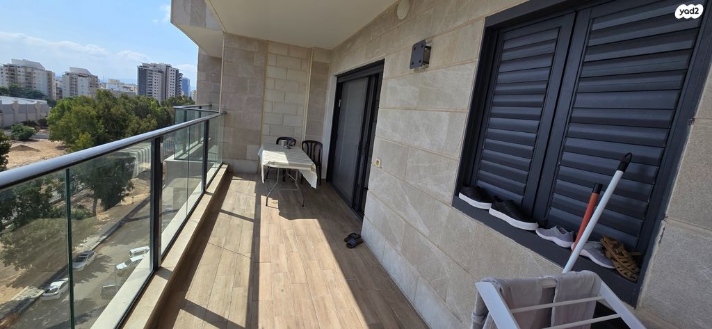 דירה, דרך השלום 21, הכרם ג', עכו