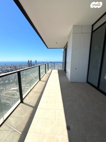 גג/ פנטהאוז, גבעתיים