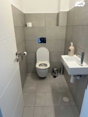 דירה, יעקב דורי, נאות שמיר, רמלה