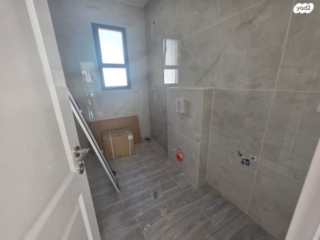 דירת גן, משמר הירדן