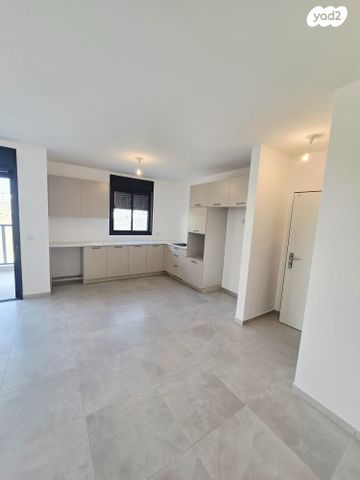 דירה, גולדה מאיר, מורשת, מודיעין מכבים רעות