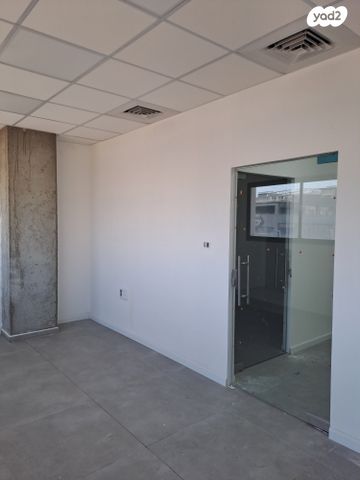 משרדים, עפולה