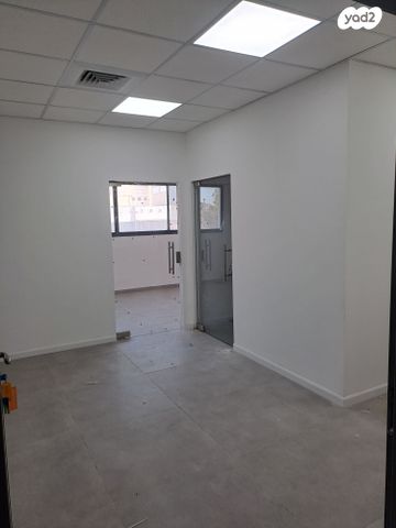 משרדים, עפולה