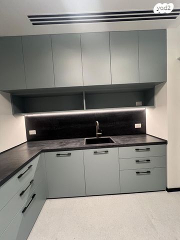 משרדים, לוחמי האש 1, קרית אונו