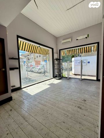 חנויות/ שטח מסחרי, שבזי, נווה צדק, תל אביב יפו