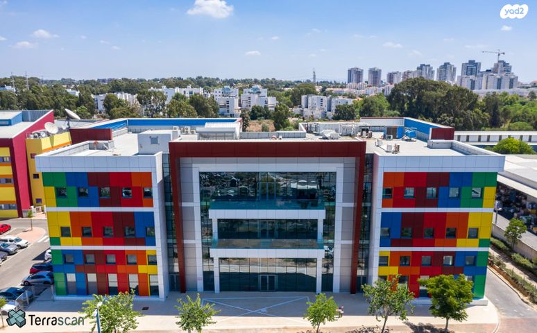 משרדים, קיסריה