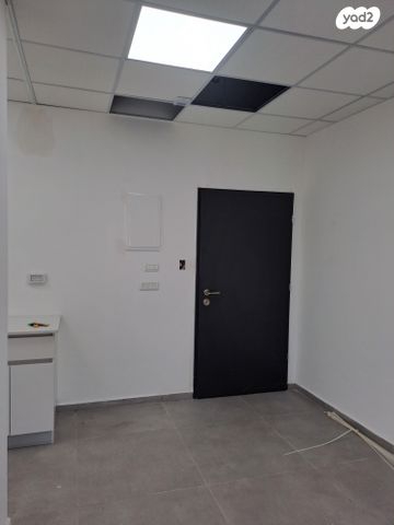 משרדים, עפולה