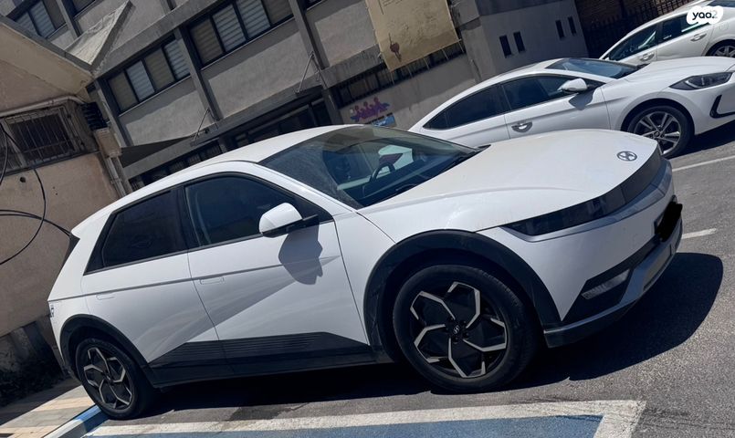 יונדאי איוניק 5