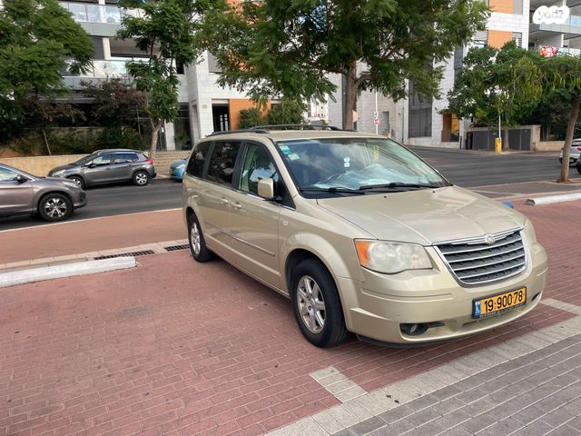 קרייזלר גראנד וויאג'ר