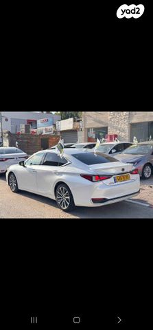 מודעת רכב לקסוס ES