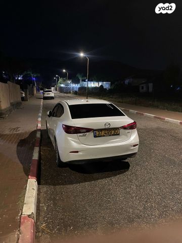 מאזדה 3