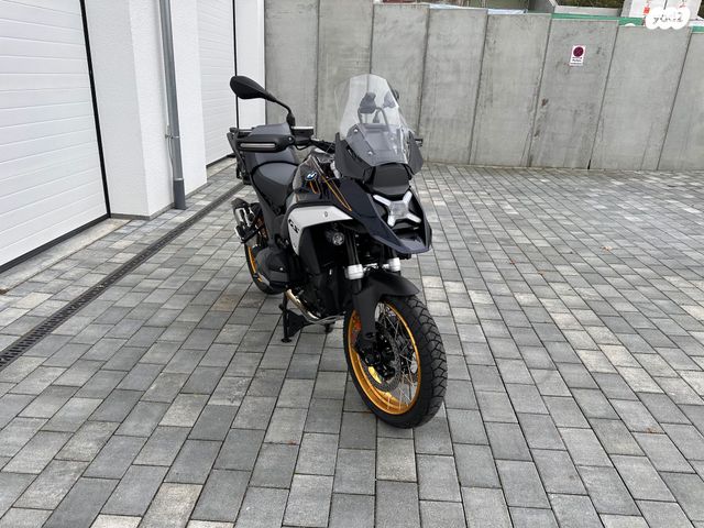 ב.מ.וו R1300GS