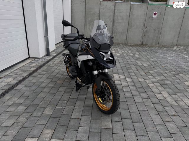 ב.מ.וו R1300GS