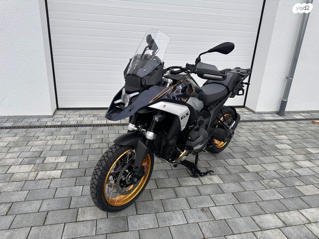 ב.מ.וו R1300GS