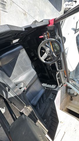 מודעת רכב Textron