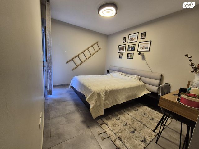 דירת גן, הצלף 8, צמח השדה, מעלה אדומים