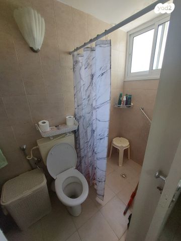 דירה, הרב קוק 31, שיכון ד, טבריה