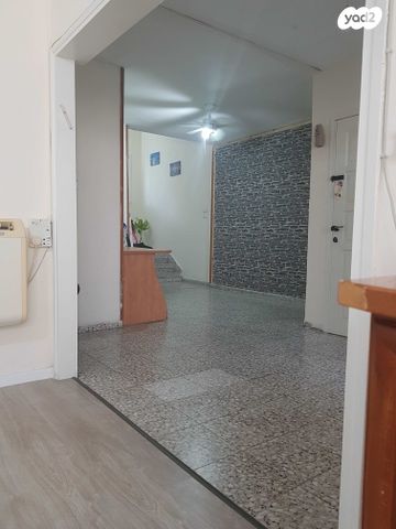 שדרות רש"י 24