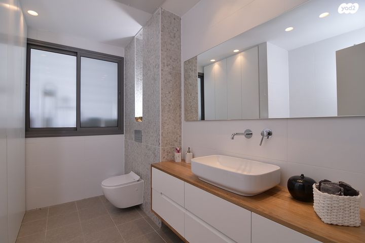 גג/ פנטהאוז, האושר 7, שרונה, כפר יונה