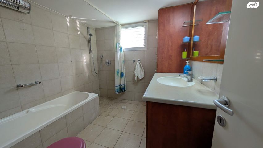 בית פרטי/ קוטג', הנוטר 71, קרית חיים מזרחית, חיפה