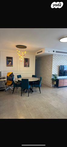 דירה, התזמורת 24, נאות אשלים, ראשון לציון