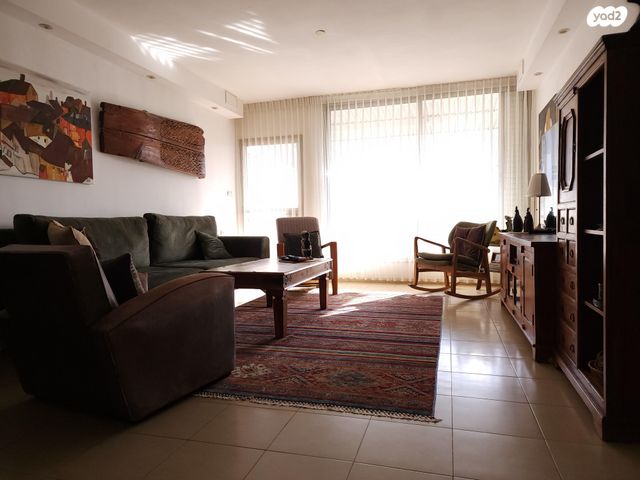 דירה, הקוקיה 32, נווה הדרים, ראשון לציון