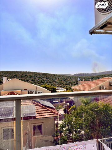 דירת גן, כלי שיר 56, נווה מנחם, קרני שומרון