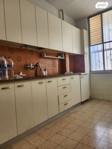 דירה, החייל האלמוני 7, אברמוביץ', ראשון לציון