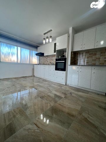 שדרות יוספטל 22