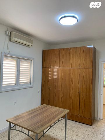 דירה, דוד שמעוני 3, מרכז, קרית עבודה, חולון