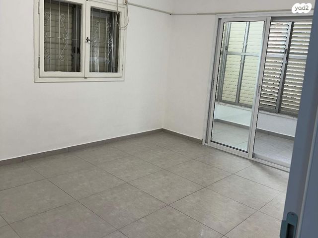 חיבת ציון 42