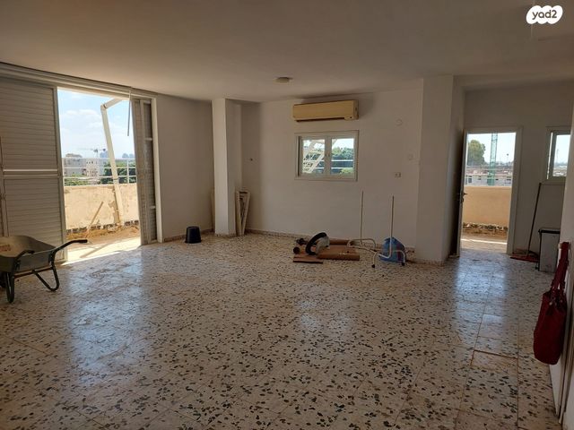 גג/ פנטהאוז