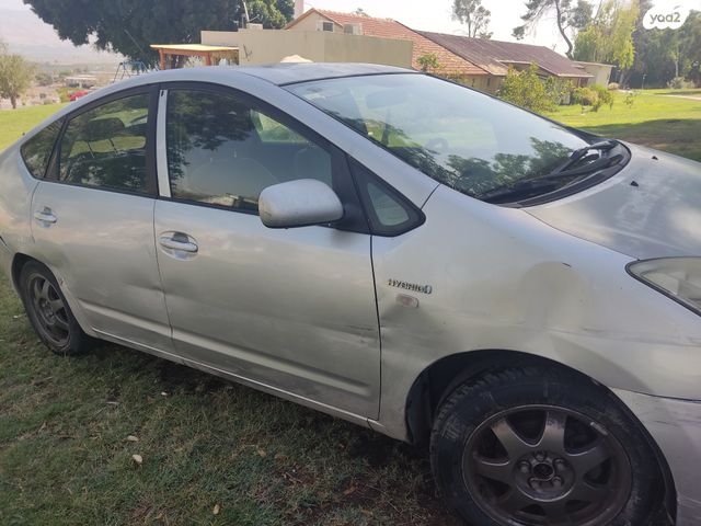 מודעת רכב טויוטה פריוס